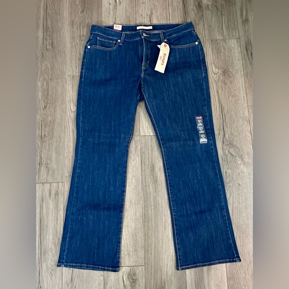 New Women’s Levi's 415 Bootcut Jeans Boot Cut Jeans 18